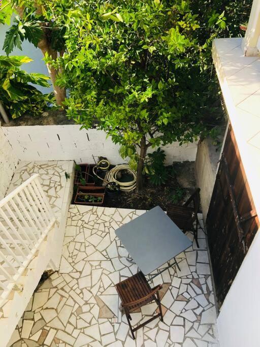 Habitation Nala Proche Bourg Apartment Terre-De-Haut Exterior foto